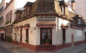 Les Berceaux